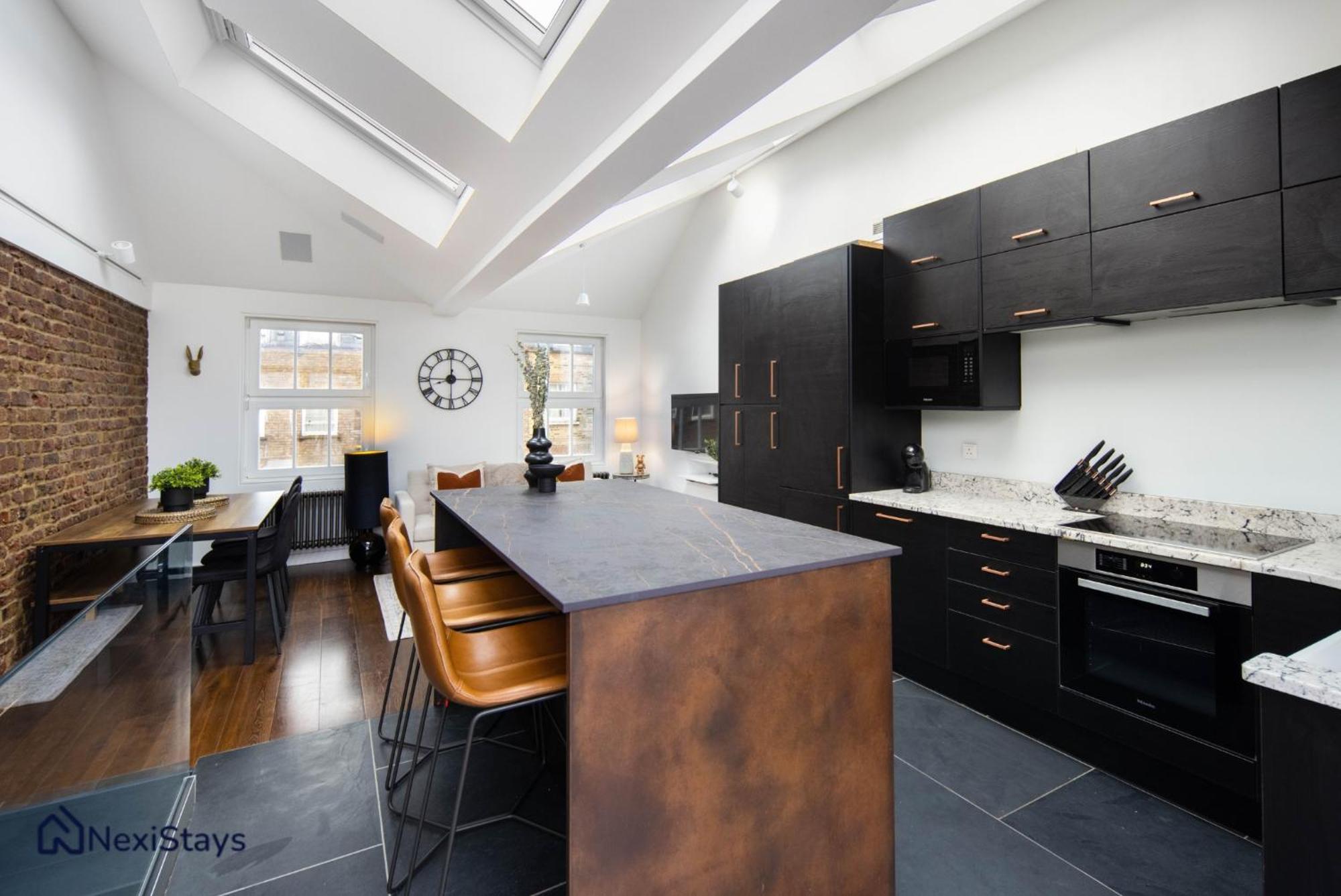 1 Min Walk To Euston Station, Modern Townhouse Appartement Londen Buitenkant foto