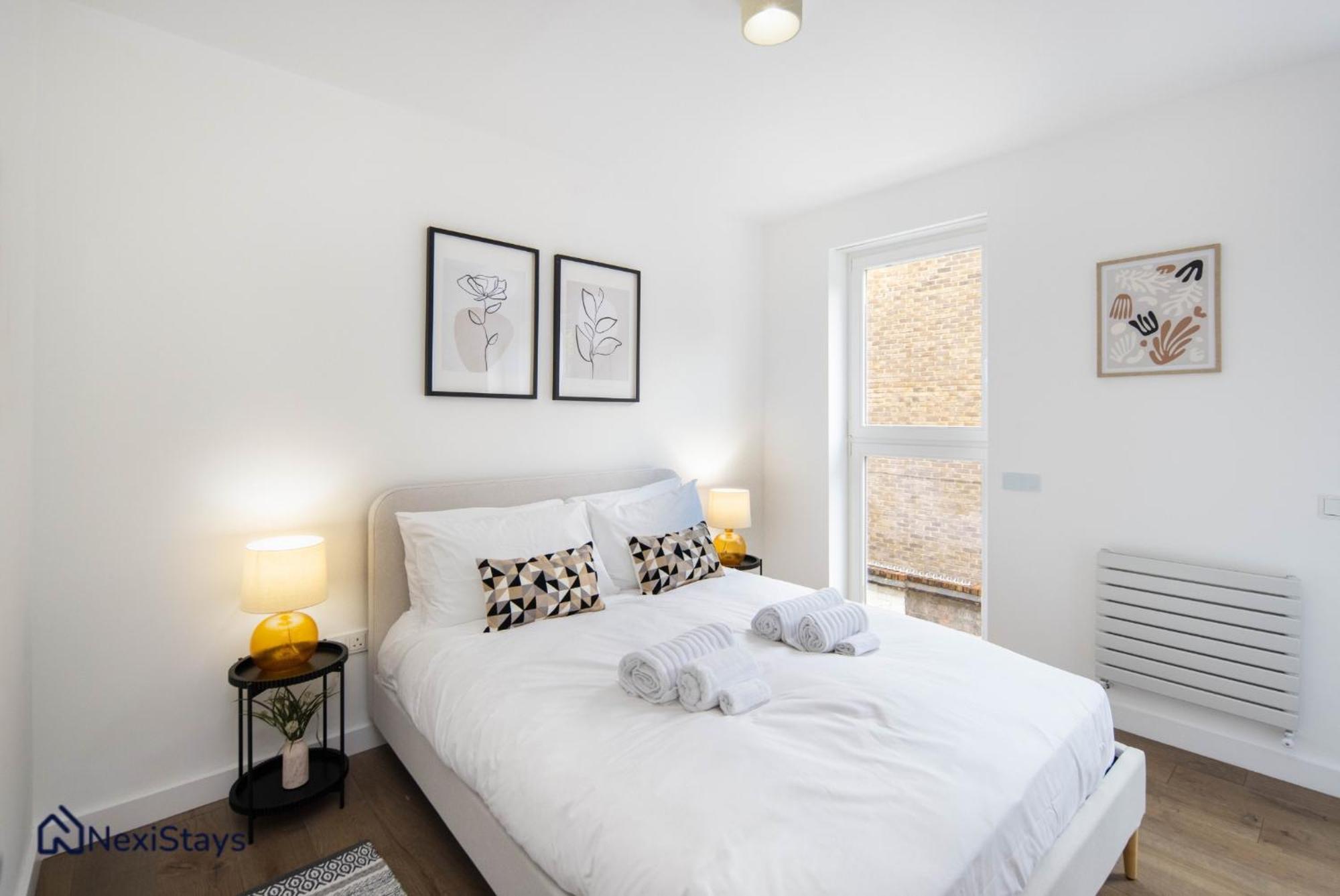 1 Min Walk To Euston Station, Modern Townhouse Appartement Londen Buitenkant foto