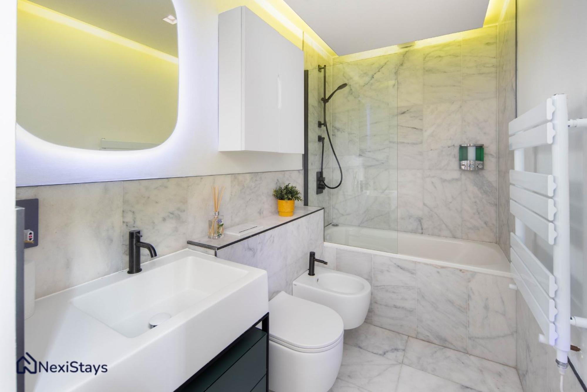1 Min Walk To Euston Station, Modern Townhouse Appartement Londen Buitenkant foto